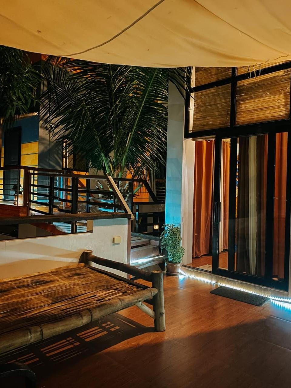 The Bistro House - Loft Unit - Vigan Daire Dış mekan fotoğraf
